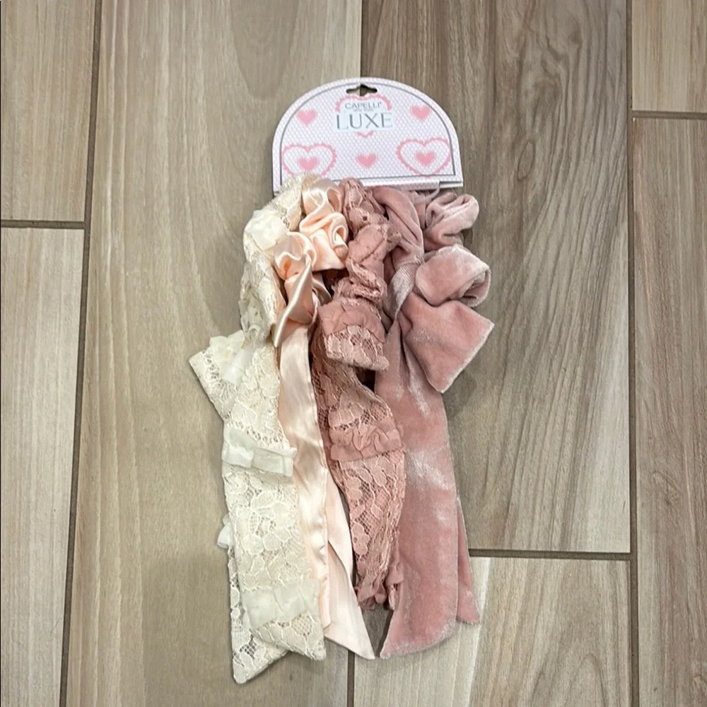 NWT Capelli Luxe Pink and Cream Hair Scrunchies set of 4